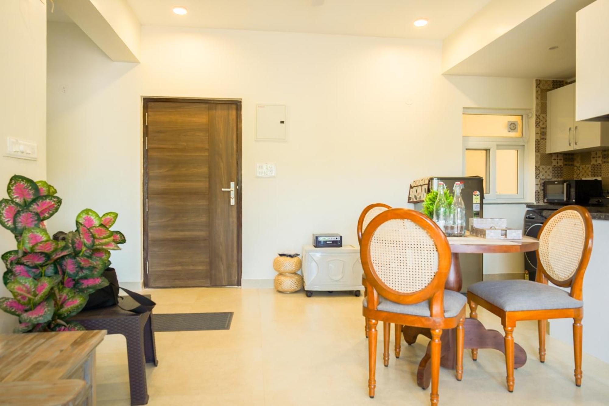 Alaya 2 Bhk With Balcony & Lift - Veera Marina Apartment *