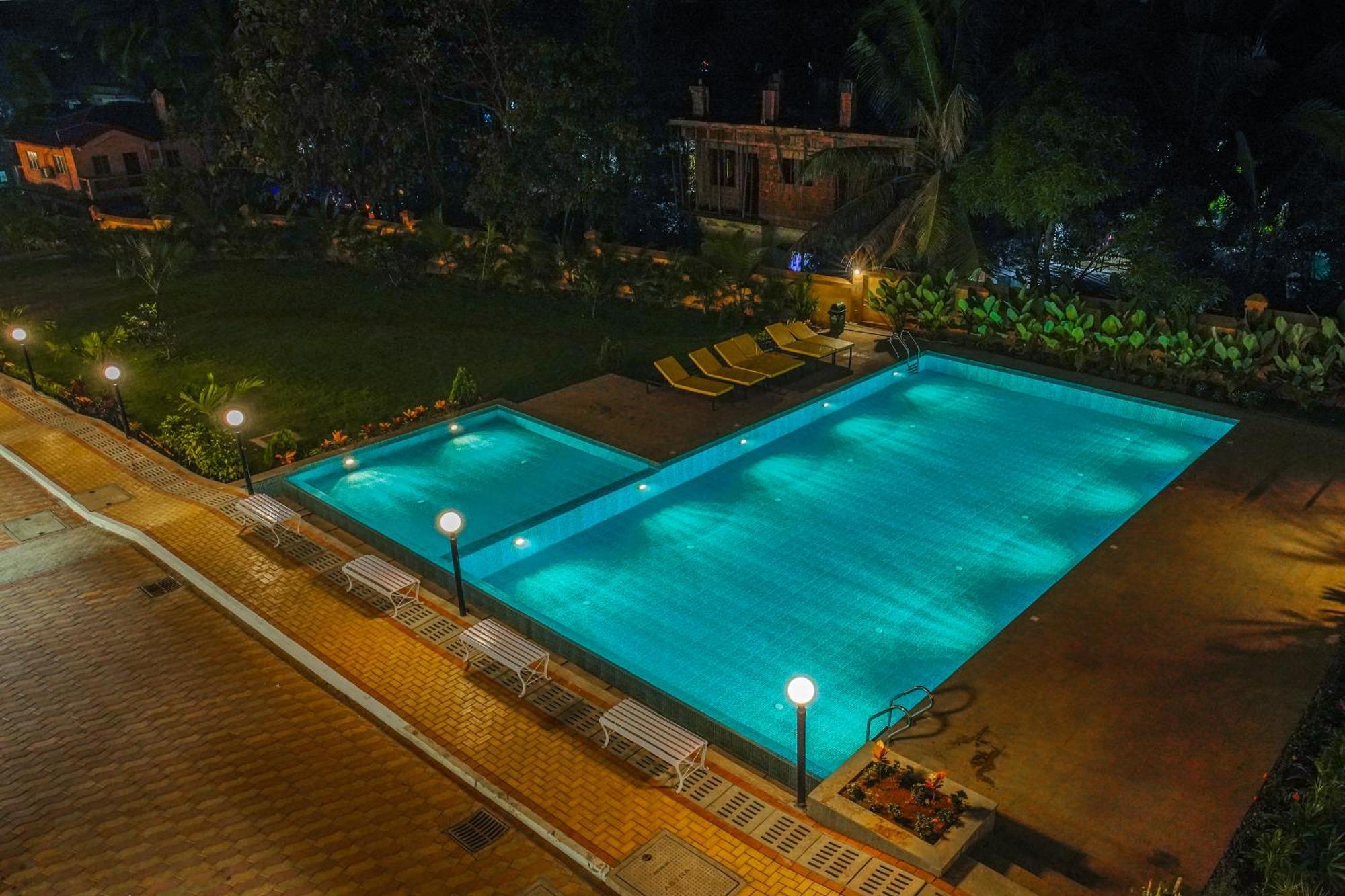 Apartment Alaya 2 Bhk With Balcony & Lift - Veera Marina