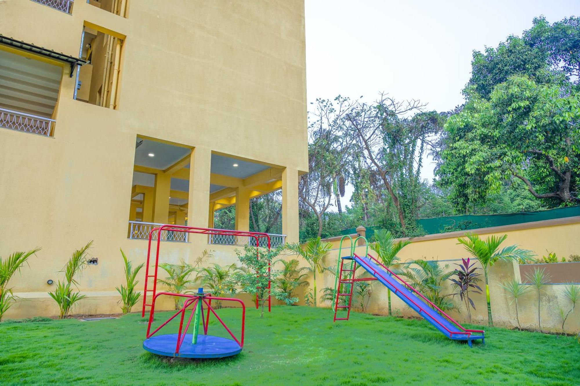 Apartment Alaya 2 Bhk With Balcony & Lift - Veera Marina