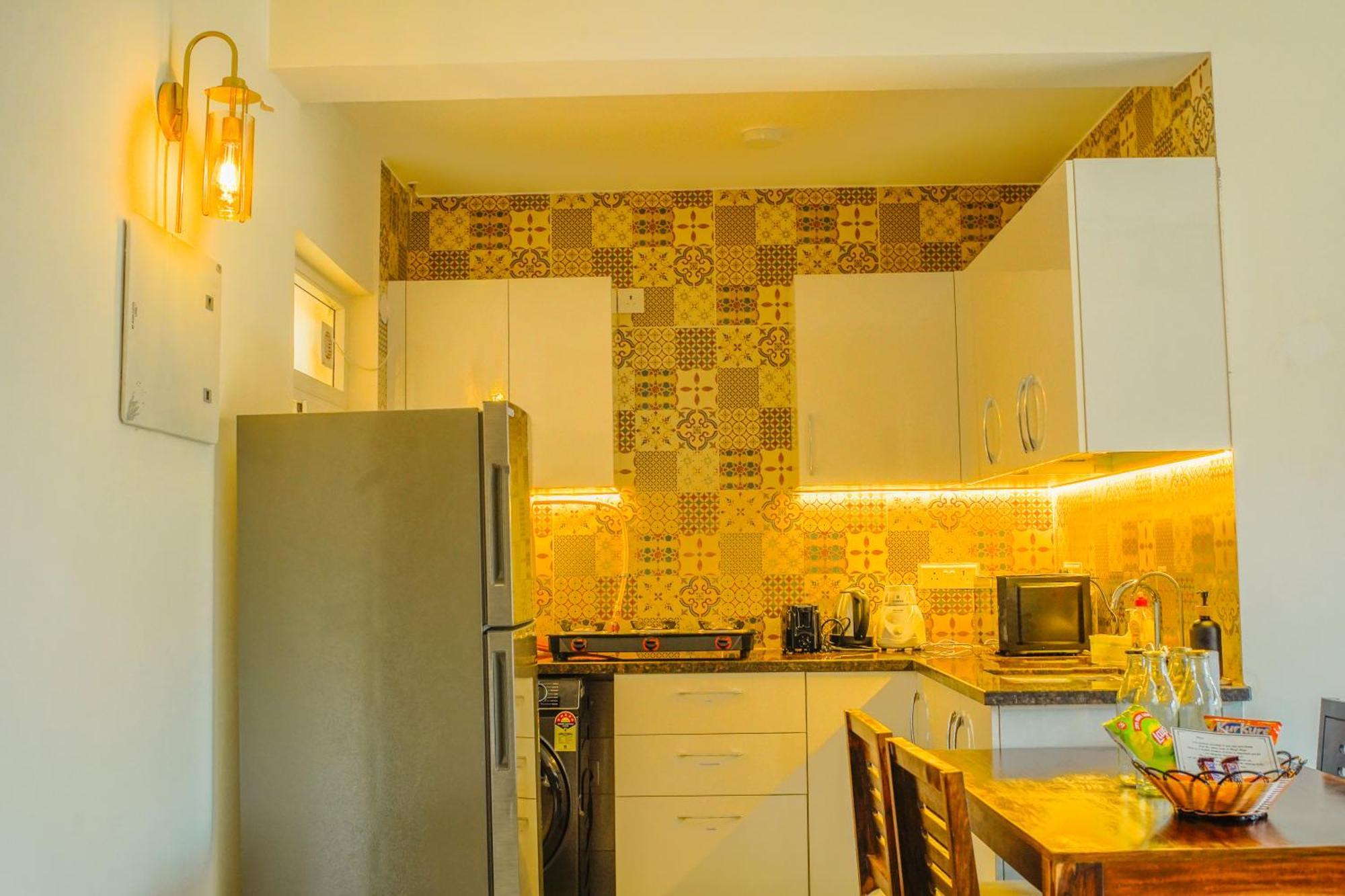 Alaya 2 Bhk With Balcony & Lift - Veera Marina Apartment *
