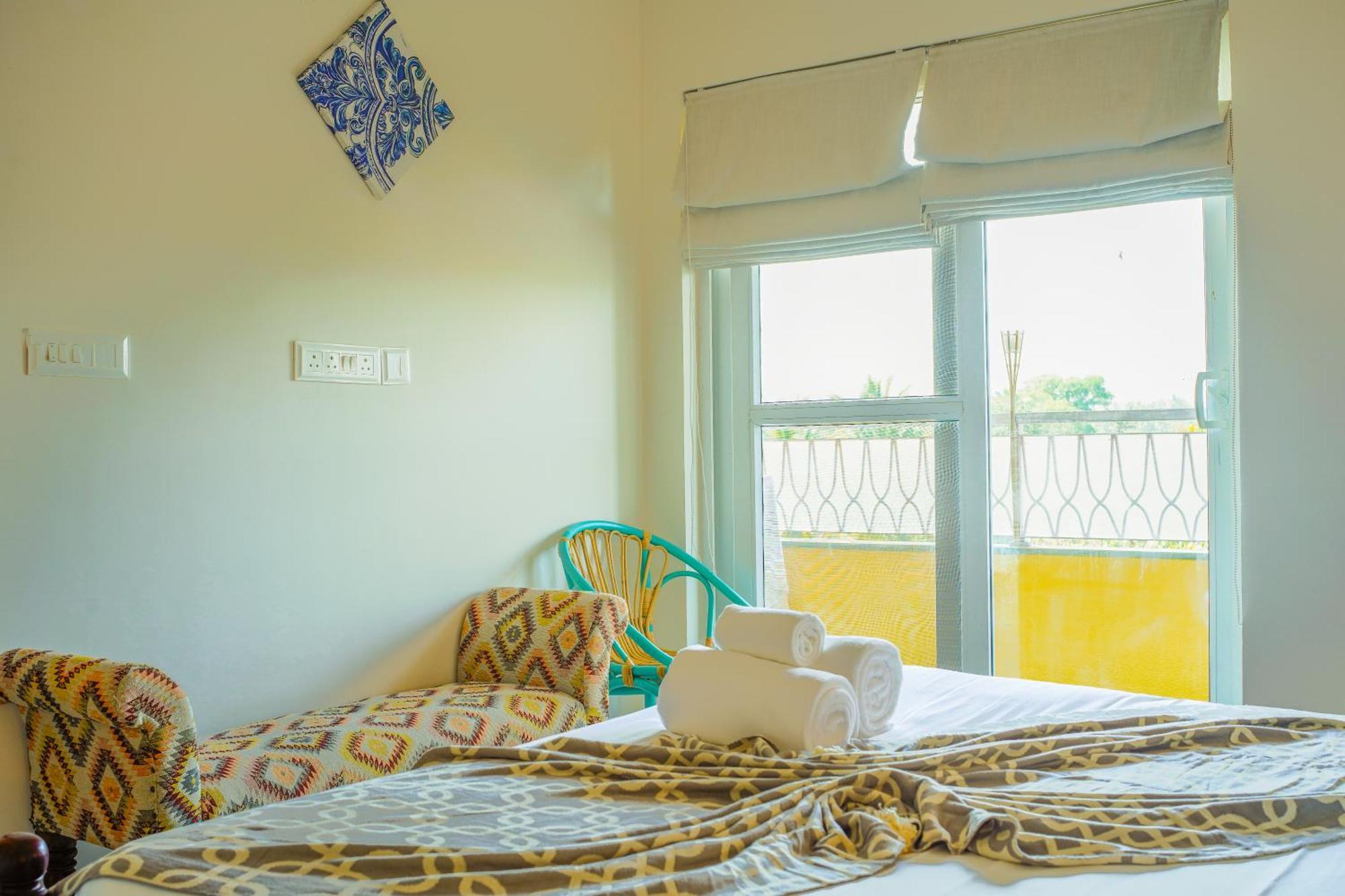 Alaya 2 Bhk With Balcony & Lift - Veera Marina Apartment *