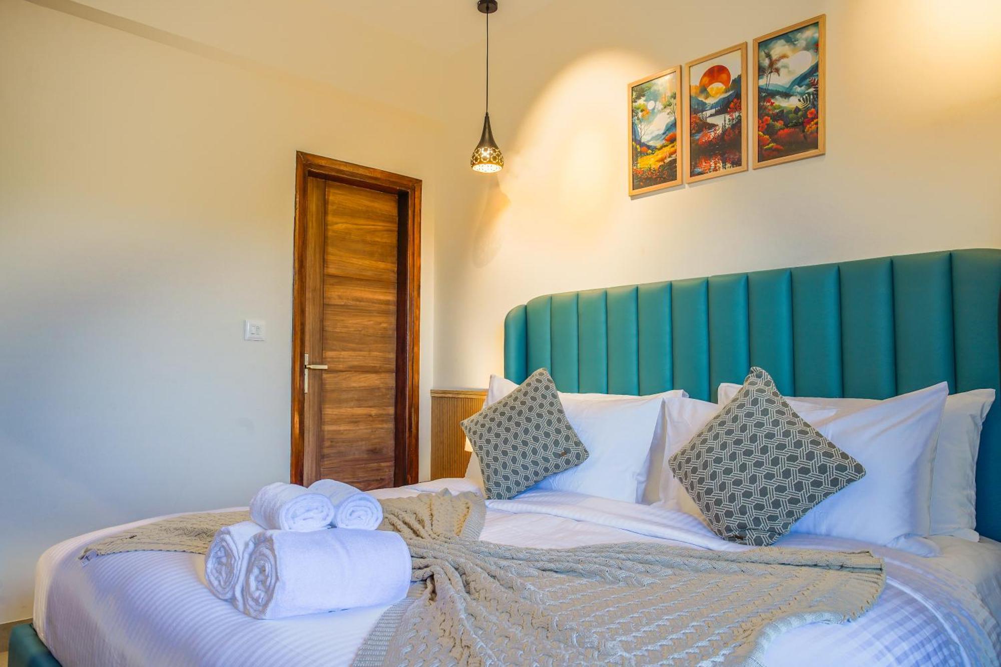 Alaya 2 Bhk With Balcony & Lift - Veera Marina Apartment Candolim