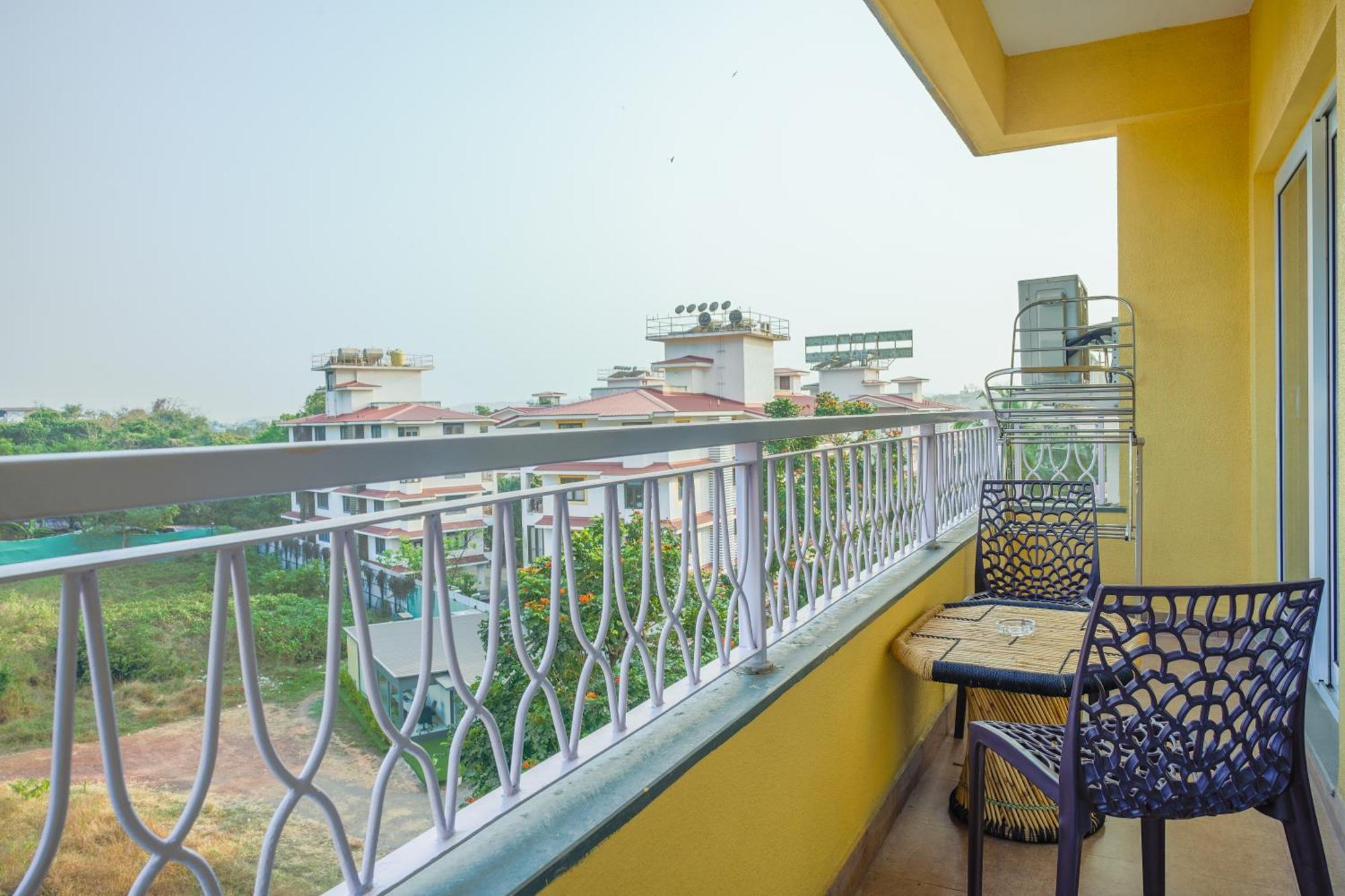 Alaya 2 Bhk With Balcony & Lift - Veera Marina * Candolim