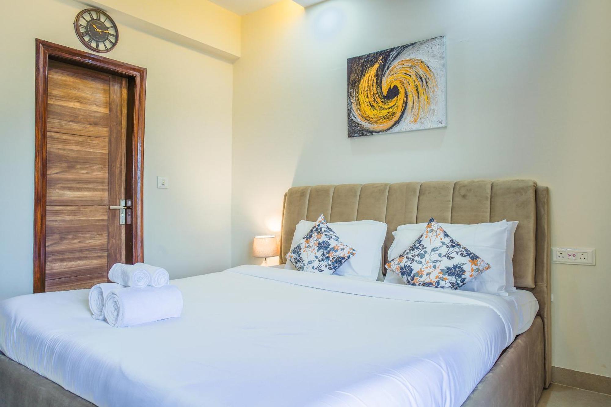 Apartment Alaya 2 Bhk With Balcony & Lift - Veera Marina *