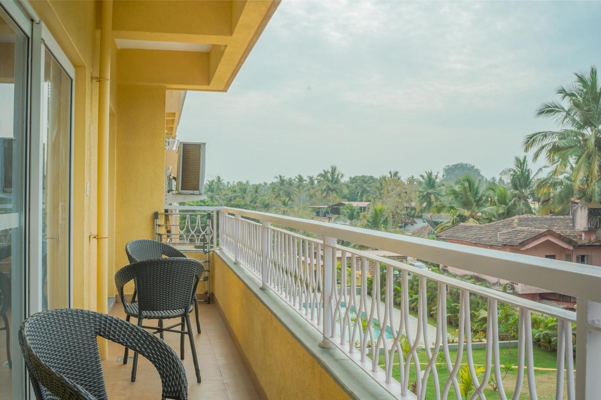 Apartment Alaya 2 Bhk With Balcony & Lift - Veera Marina